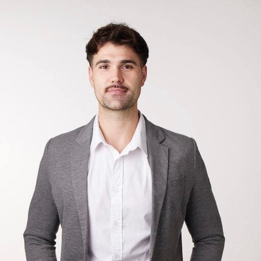Justin — Client Discovery Representative at Grow Big Ventures